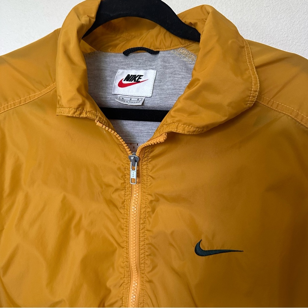 Vintage Nike Gold Windbreaker Lightweight Jacket